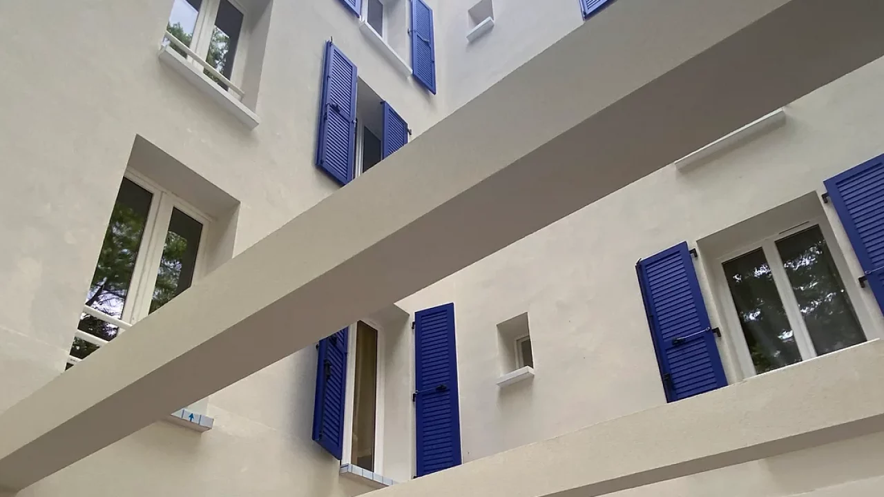 3a502b_14040eada76f47a4b75d6472f3d2cb02~mv2